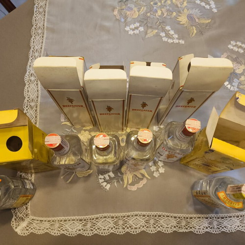 Vintage Gin Collection used, 4x Beefeater 47% & 2x Gordon's Yellow Label