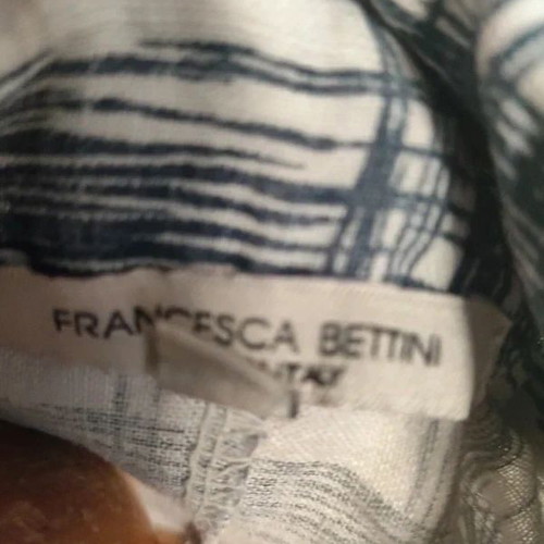 Francesca Bettini Linen V-Neck Shirt Size L Like New