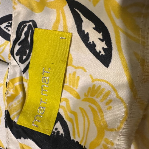 Mat Fashion top with lace and black-yellow print like new