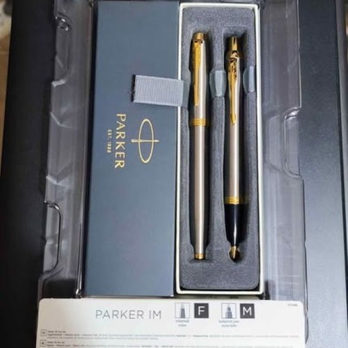 Parker gift set new with pen and pencil