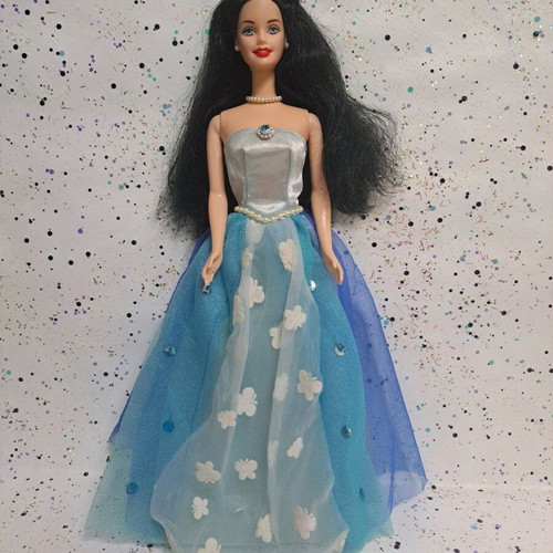 Barbie as Snow White 2001 used with flaws