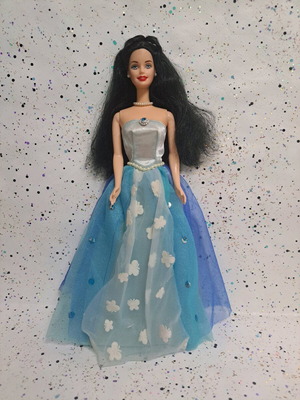 Barbie as Snow White 2001 used with flaws