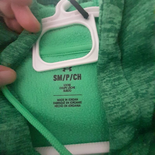 Under Armour sweatshirt Small green like new