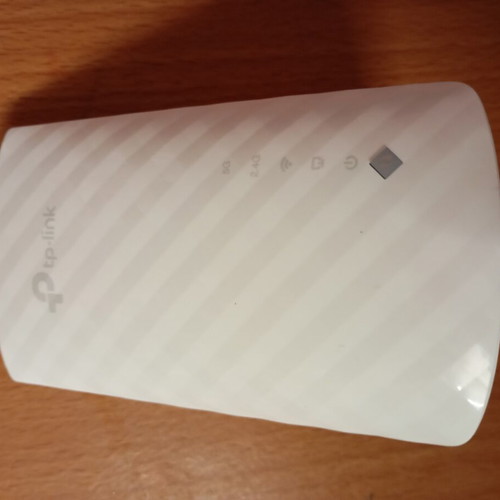 Tplink WiFi range extender used, good working condition