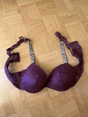 Bra with special strap like new, purple