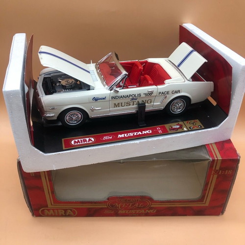 Ford Mustang Blanc "Indianapolis 500 Pace Car" 1964 Mira used 1/18 model