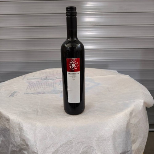 Mediterra Wines Syrah Vintage 2010 Red Wine 750ml new, collectible