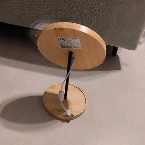 Table mirror with wooden frame and rechargeable lighting