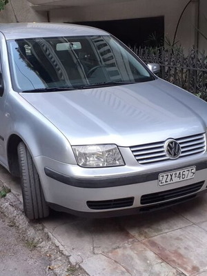 Volkswagen Bora 1,6 16v 105hp μεταχειρισμένο, ασημί, 2001