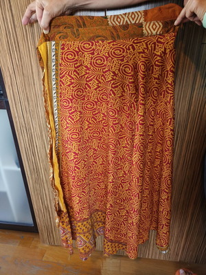 Indian silk blend skirt like new, worn both ways, colorful