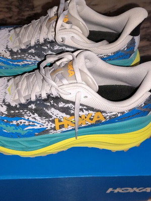 Hoka Stinson 7 athletic shoes like new, multicolor, size 43.5
