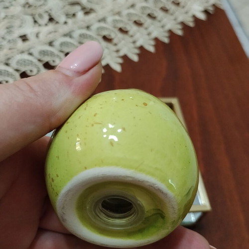 Vintage ceramic salt and pepper set pineapple and pear, like new