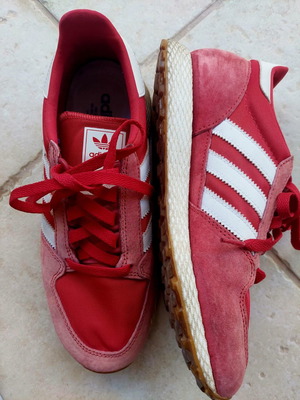 Sneakers Adidas Forest Grove μεταχειρισμένα, κόκκινα, μέγεθος 41