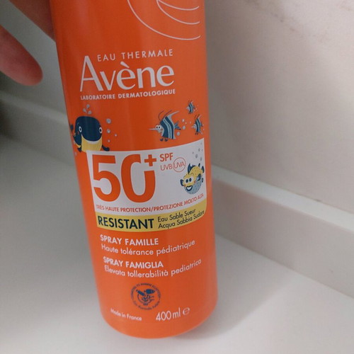 Avene αντηλιακό 50 spray καινούργιο, κατάλληλο για παιδιά