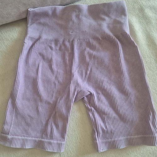 Pull&Bear athletic set crop top and biker shorts like new, pink