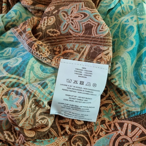Positano by Jean Paul short sleeve viscose top new, size M/L, beige and multicolor