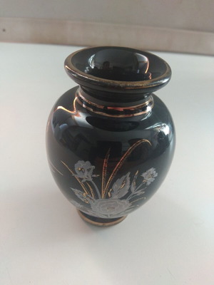 Vintage ceramic decorative flower vase 11 cm like new