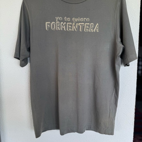 Guess T shirt medium khaki cotton like new