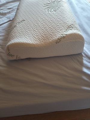 Anatomic pillow
