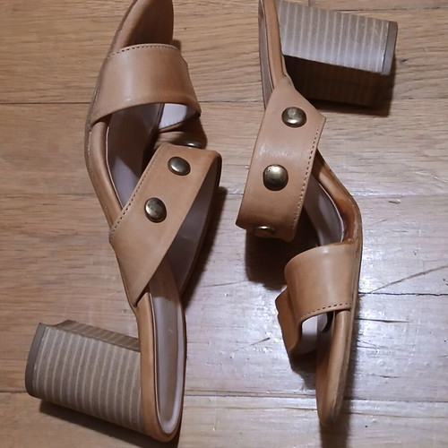 Carad leather women's mules size 36 like new, beige and brown