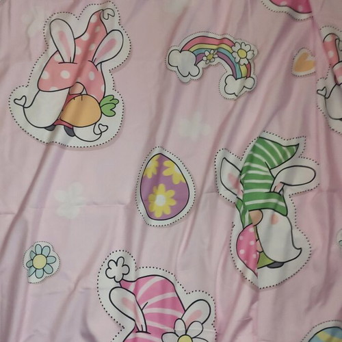 Pink Easter Gnome duvet cover like new, polyester 230x230