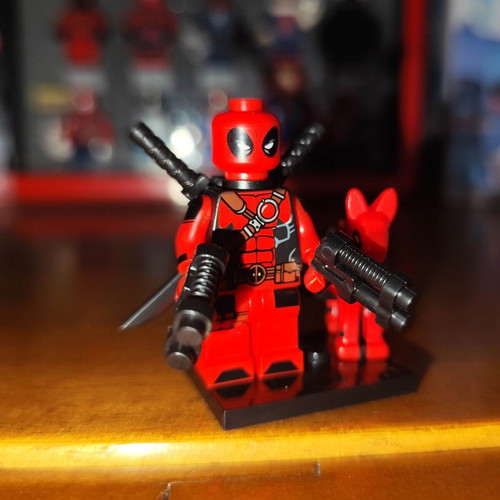 Deadpool Comic Accurate figure like new with accessories