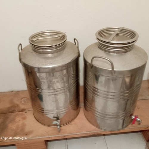 Aluminum Wine Storage Containers like new, pack of 2, 50 kg each