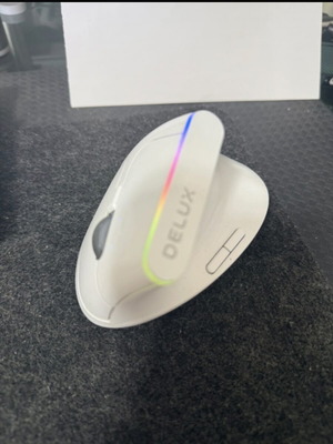 Ergonomic vertical computer mouse used