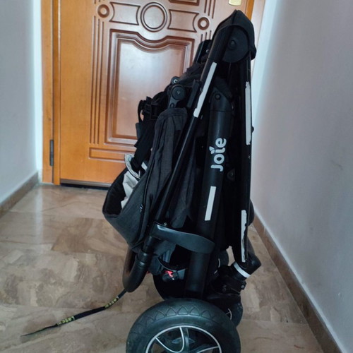 Joie Mytrax 2in1 stroller used with suspension and inflatable tires