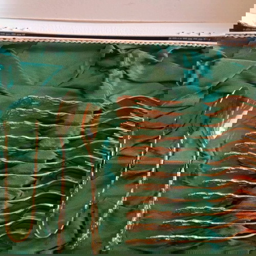 Σετ μαχαιροπίρουνων ανοξείδωτο 18/8 επιχρυσωμένο, σαν καινούργιο, με κουτί 15 τεμαχίων