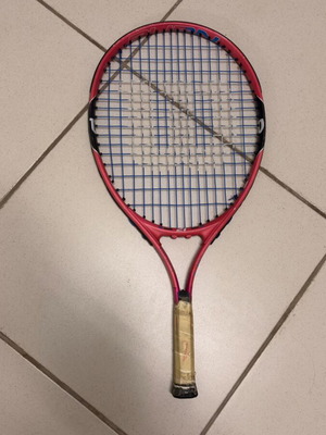 Wilson tennis racket number 21 for kids