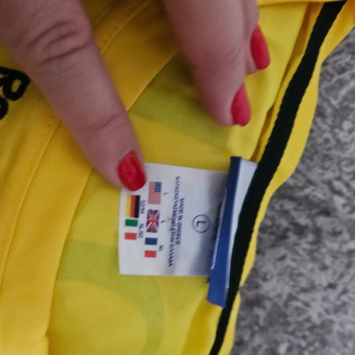 Συλλεκτική μπλούζα με υπογραφή και αφιέρωση του ΚΟΚΕ, καινούργια