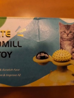 Cat toy unused