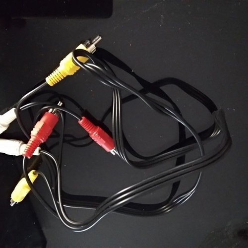 Image and audio connection cable 3 RCA plugs to 3 RCA plugs new