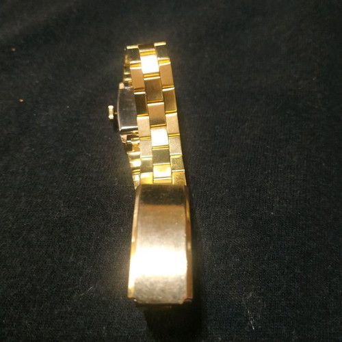 BENO 19 Rubis Incabloc Suisse women's manual wristwatch new with bracelet