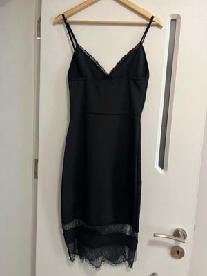 Black dress with lace like new