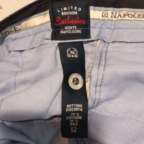 Monte Napoleone white pants like new, size 35
