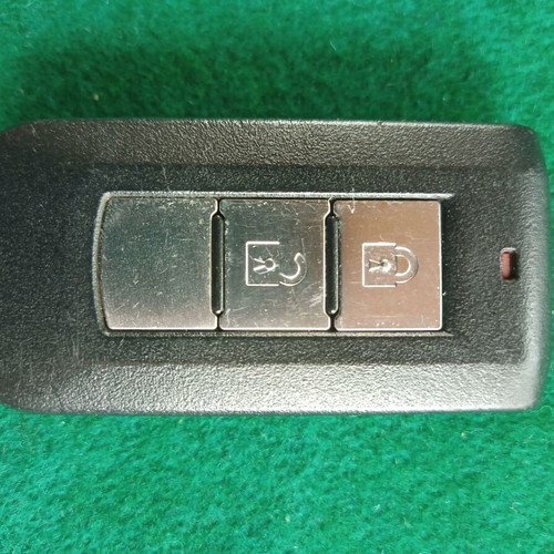 Mitsubishi car key used for push start ignition