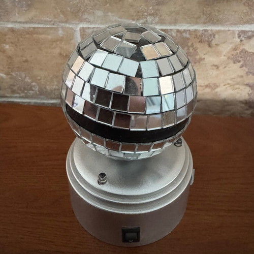 Mini disco ball with LED 0.5W base like new