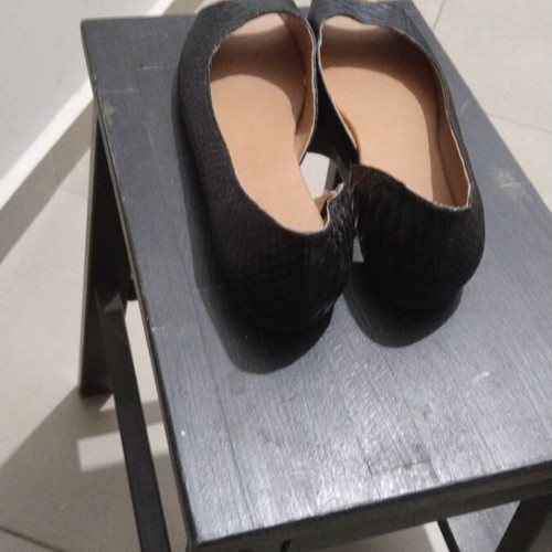 H&M black women's ballerina shoes, size 39