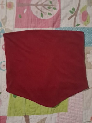 Top medium red like new