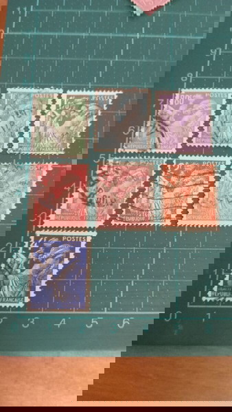 Γαλλία Γραμματόσημα 1944 New Daily Stamps