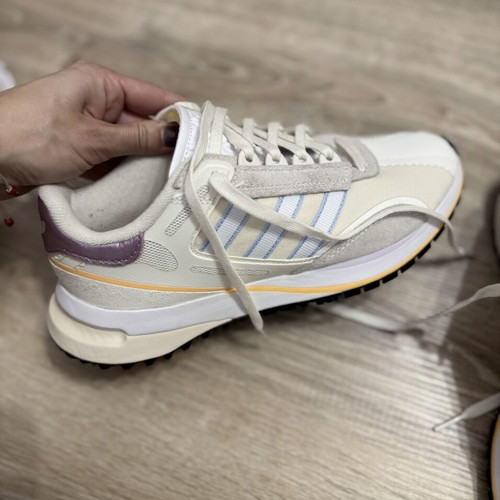 Adidas Valerance W GZ3595 sports shoes like new, beige, size 39.5