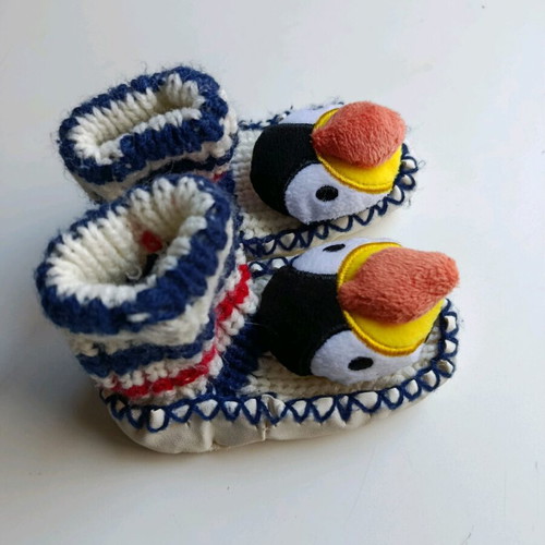Puffin stuffed toy 28 cm like new with knitted socks