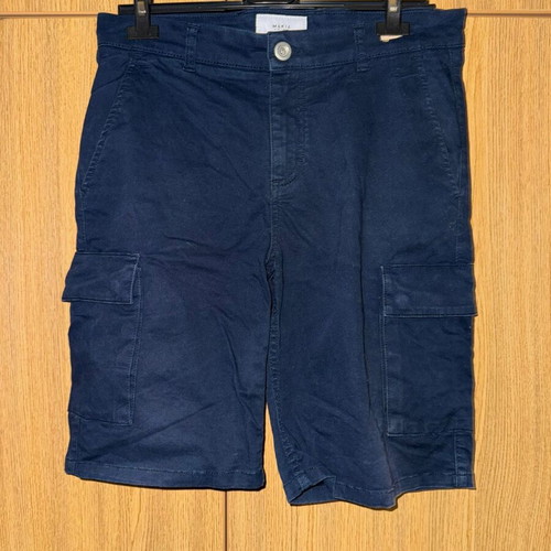 Makia men's cargo shorts navy size 32 like new