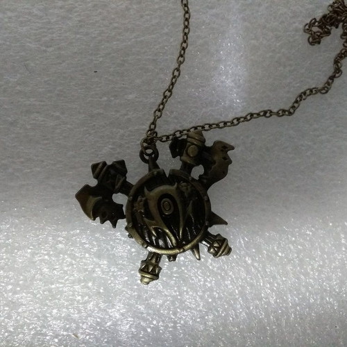 World of Warcraft Horde Pendant with Chain like new