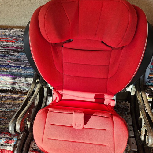 Besafe Child Car Seat used with base