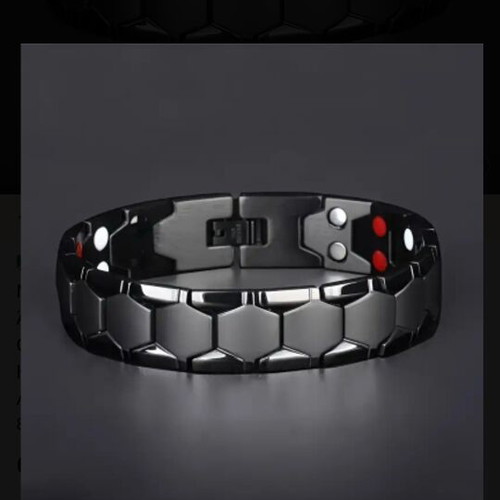 Therapeutic bracelet with magnets new, black