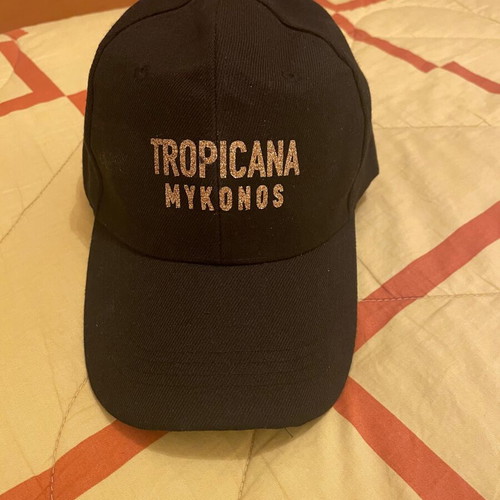 Tropicana Mykonos hat like new, black