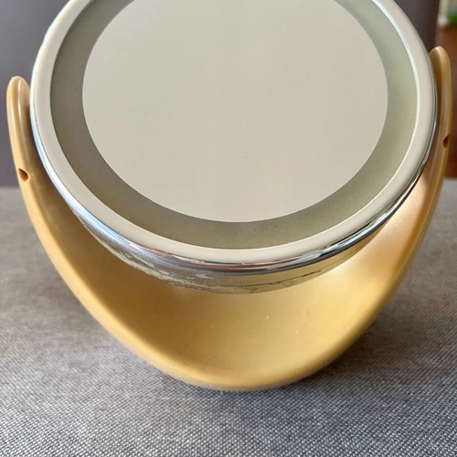 Beurer mirror used with batteries, old